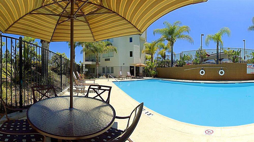 Hilton Garden Inn San Diego Mission Valley/Stadium Bagian luar foto