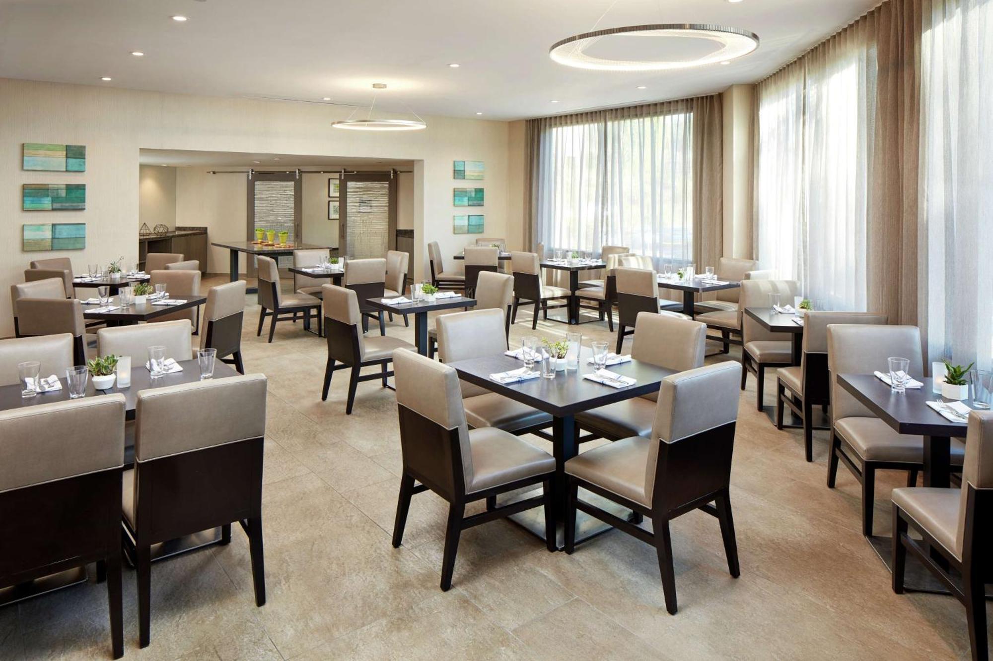 Hilton Garden Inn San Diego Mission Valley/Stadium Bagian luar foto