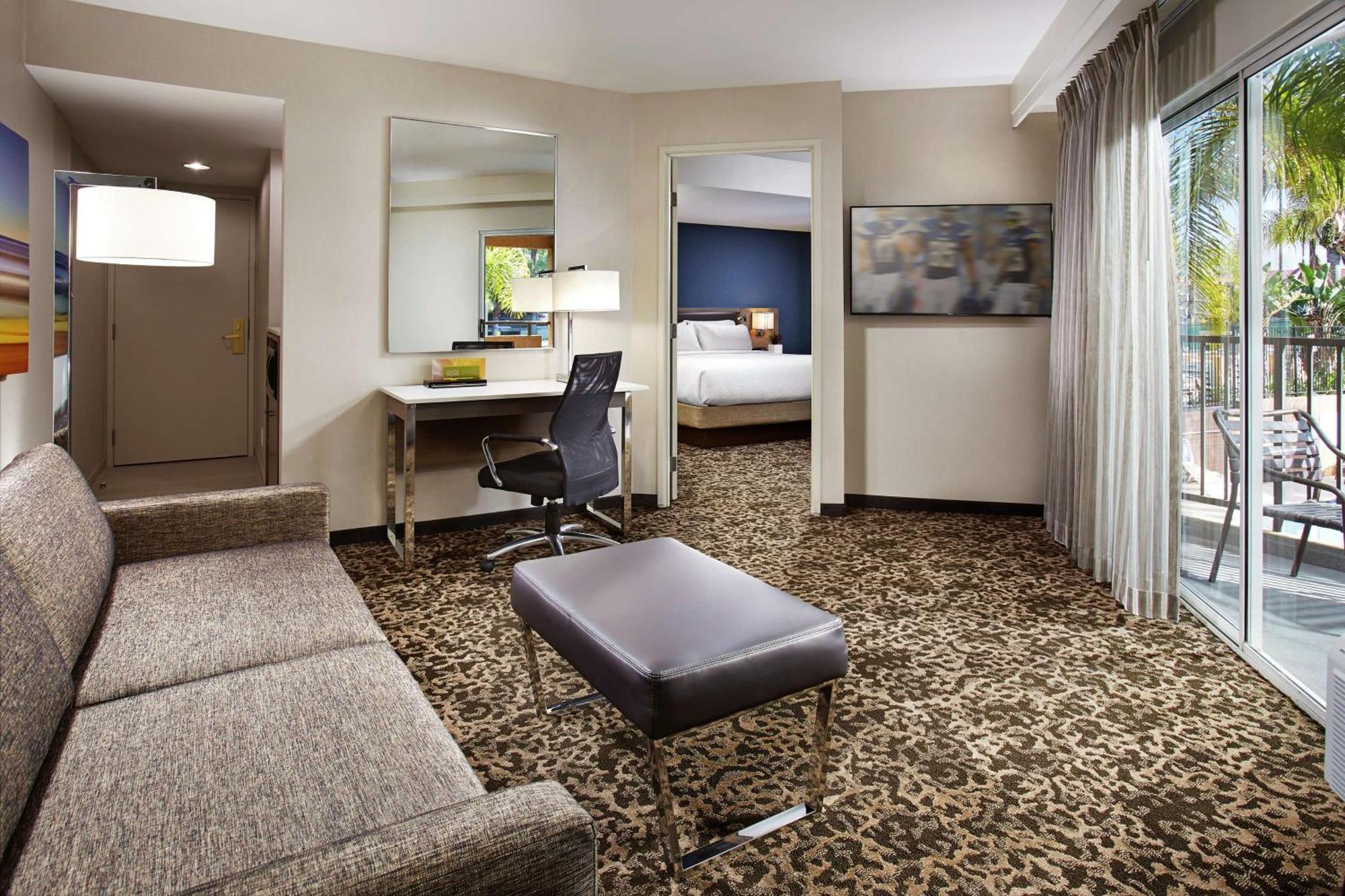 Hilton Garden Inn San Diego Mission Valley/Stadium Bagian luar foto