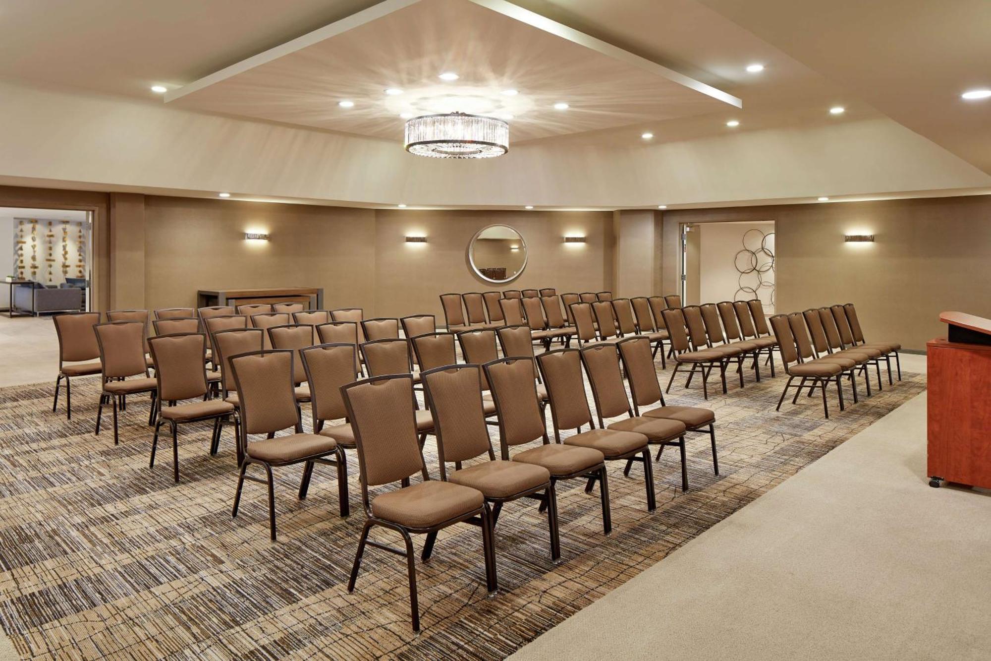 Hilton Garden Inn San Diego Mission Valley/Stadium Bagian luar foto