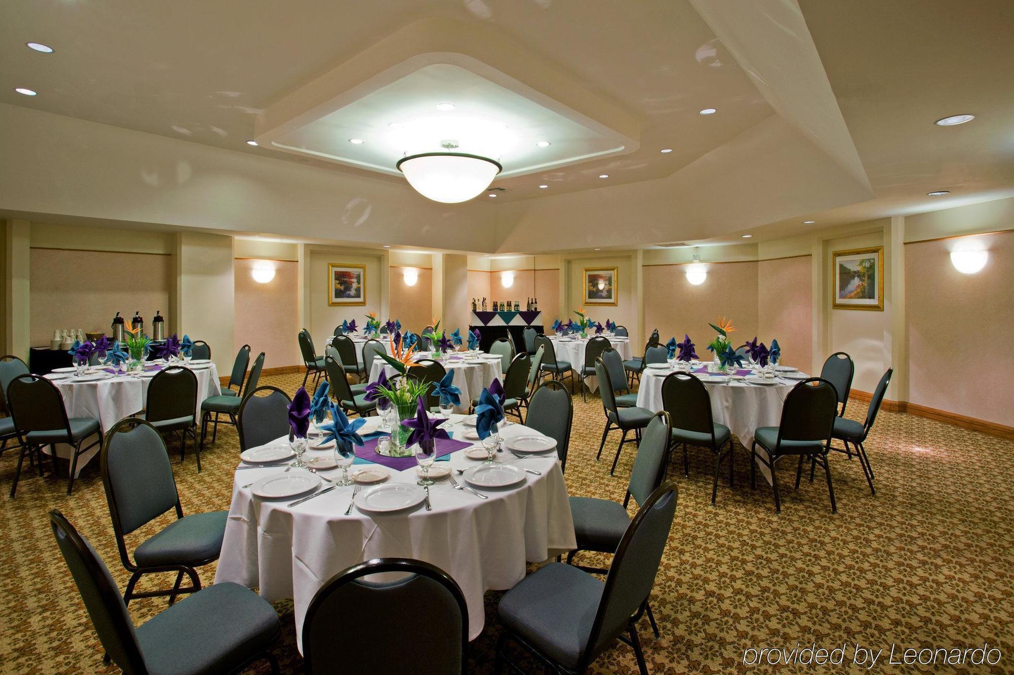 Hilton Garden Inn San Diego Mission Valley/Stadium Restoran foto