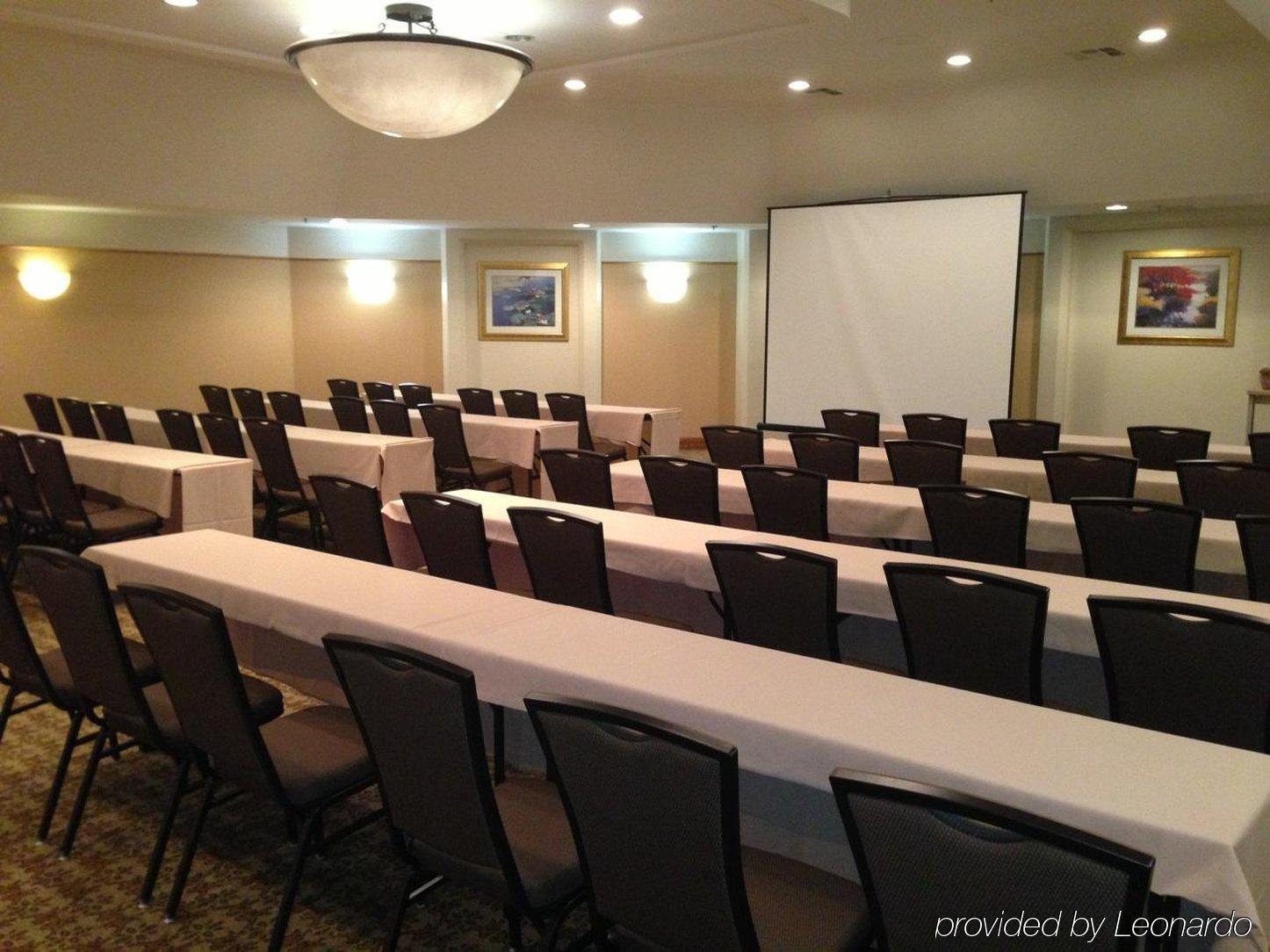 Hilton Garden Inn San Diego Mission Valley/Stadium Bagian luar foto